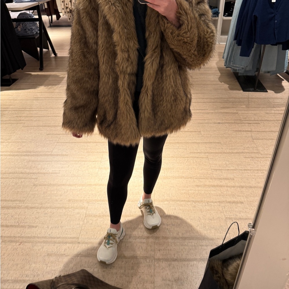 Abercrombie & Fitch Faux Fur Puffer Jacket in Brown